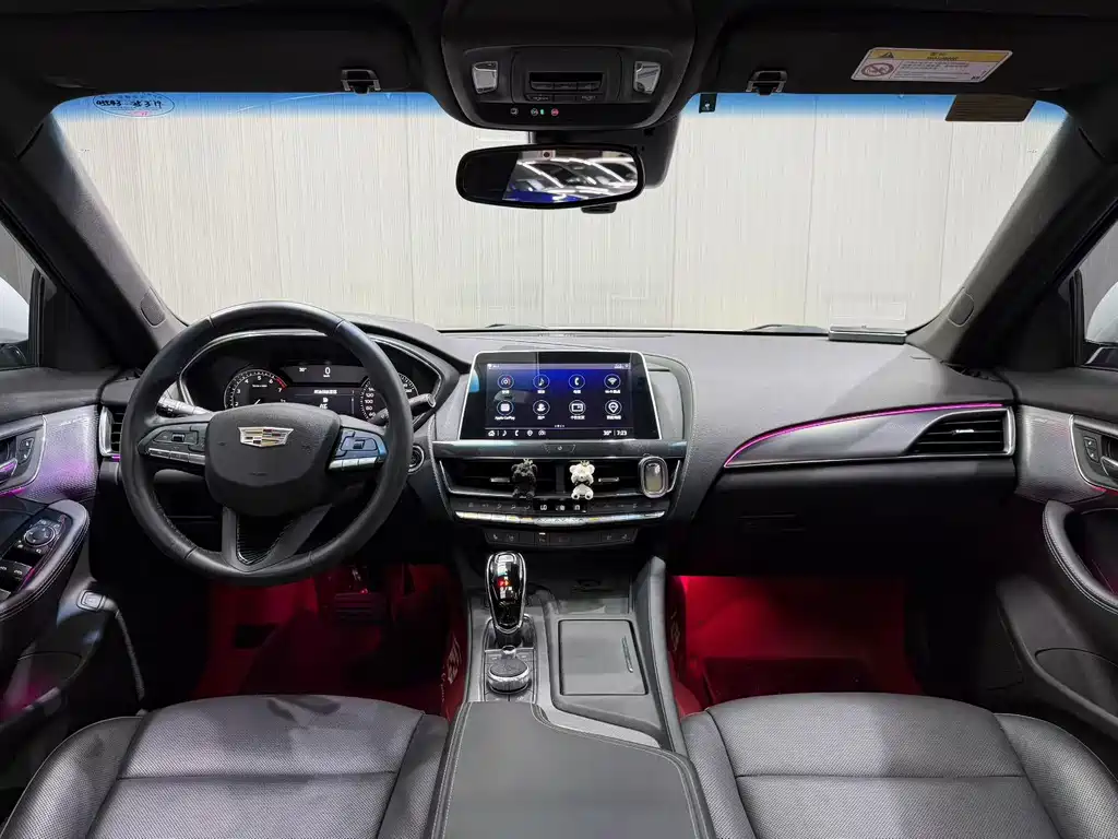 Cadillac CT5 — миниатюра 5
