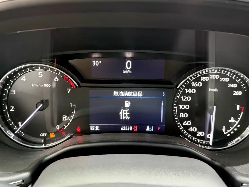 Cadillac CT5 — миниатюра 2