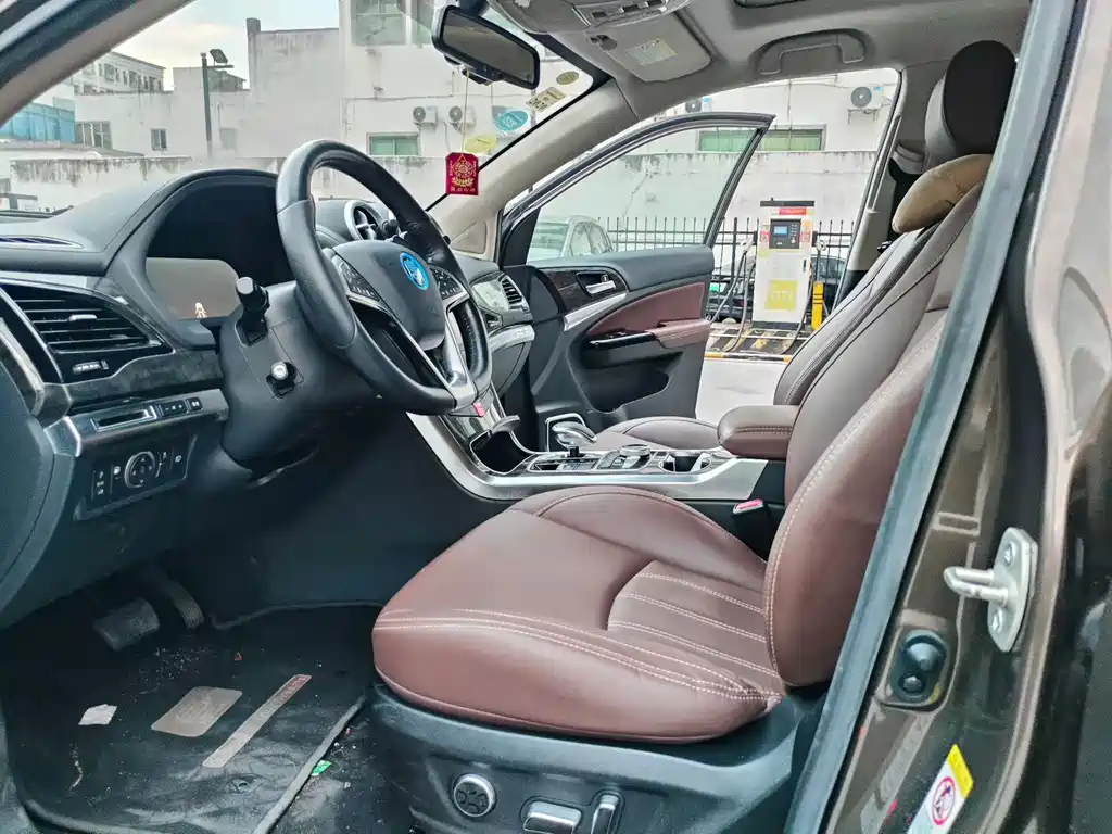 BYD Tang New Energy — миниатюра 7