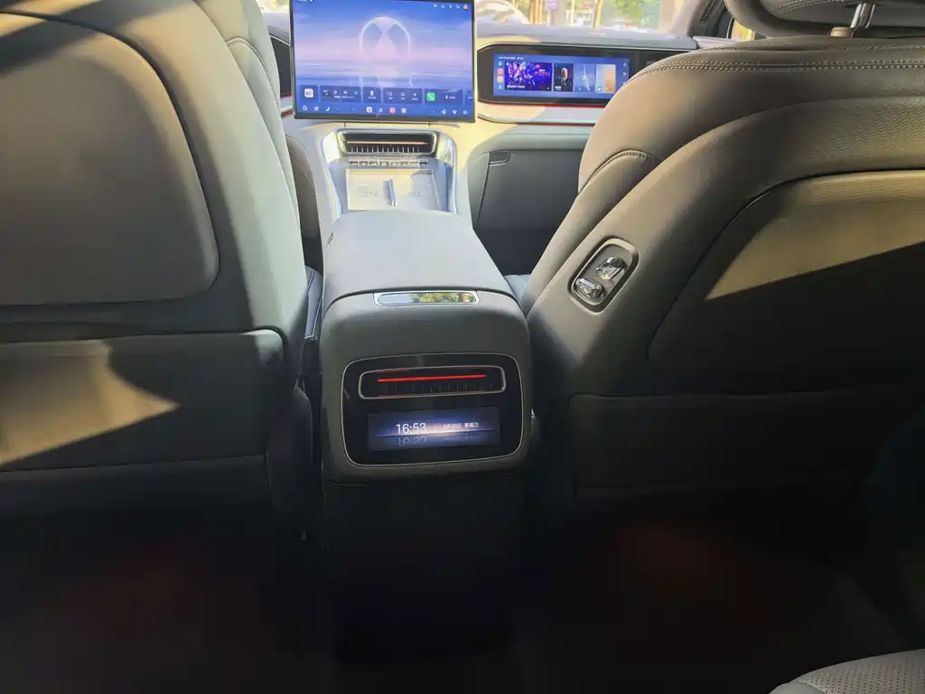 Denza Denza N9 — миниатюра 4