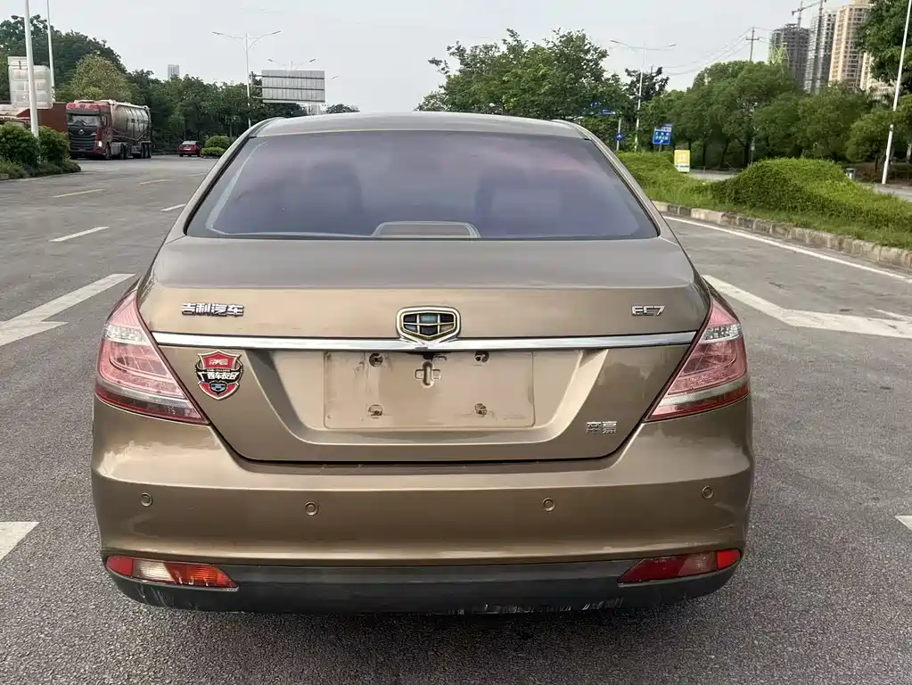 Geely Emgrand 2014 1.5L MT Fashion