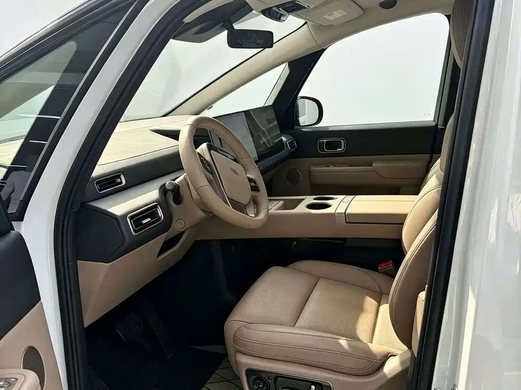 Li Auto Li MEGA — миниатюра 4