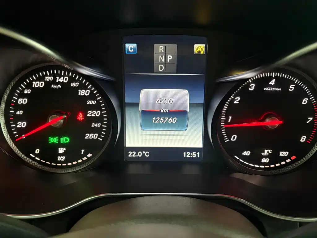 Mercedes-Benz GLC — миниатюра 12