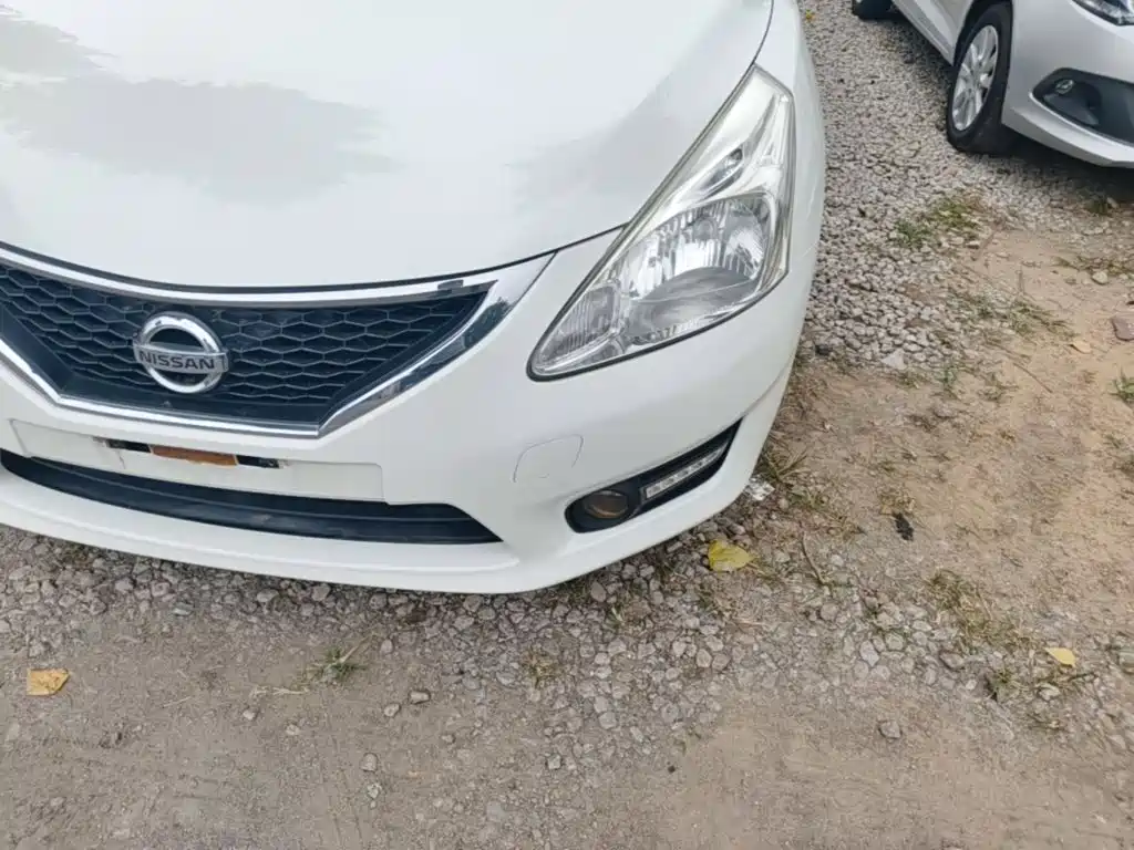 Nissan Tiida — миниатюра 24