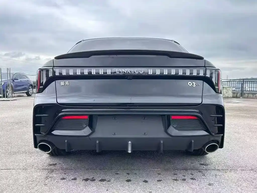Lynk & Co 03 — миниатюра 8