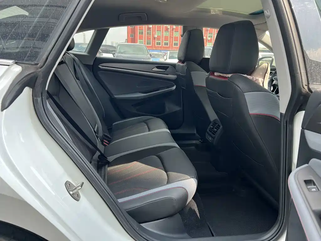 Volkswagen Lamando — миниатюра 11