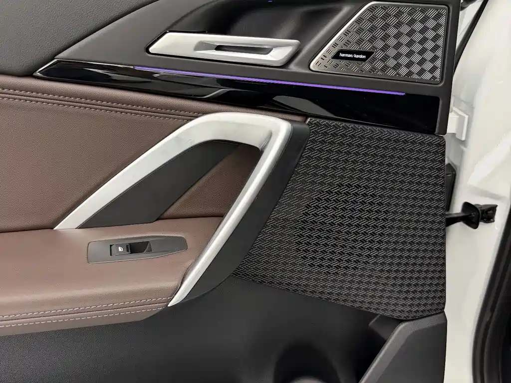 BMW X1 — миниатюра 9