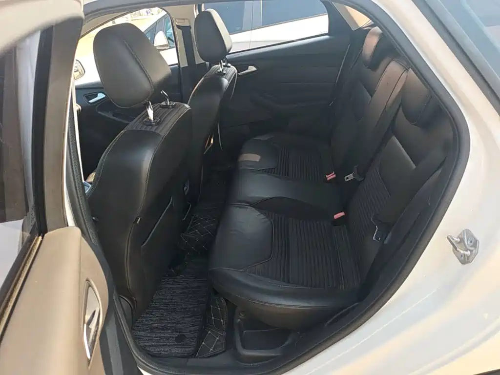 Ford Focus — миниатюра 17
