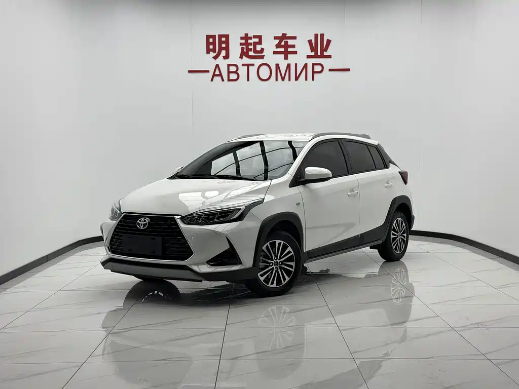 Toyota Yaris L