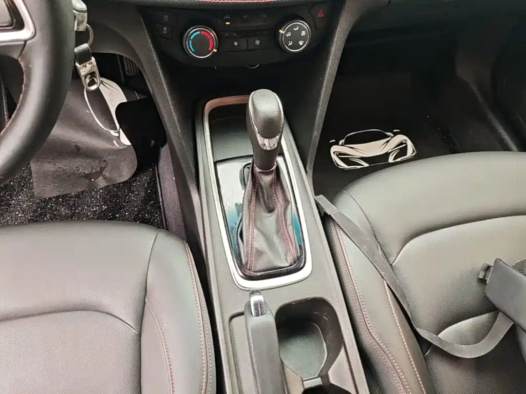 Chevrolet Monza — миниатюра 14