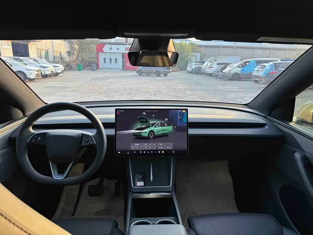 Tesla Model Y L — миниатюра 16