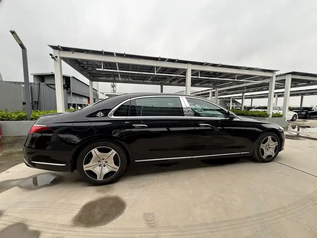 Mercedes-Benz S-Class — миниатюра 6