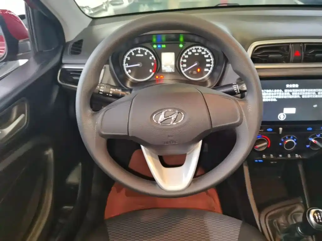 Hyundai Verna — миниатюра 11