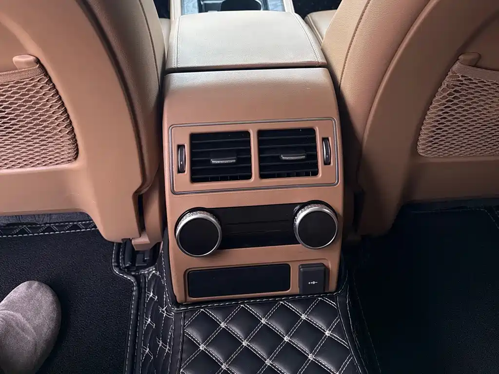 Jaguar XFL — миниатюра 10