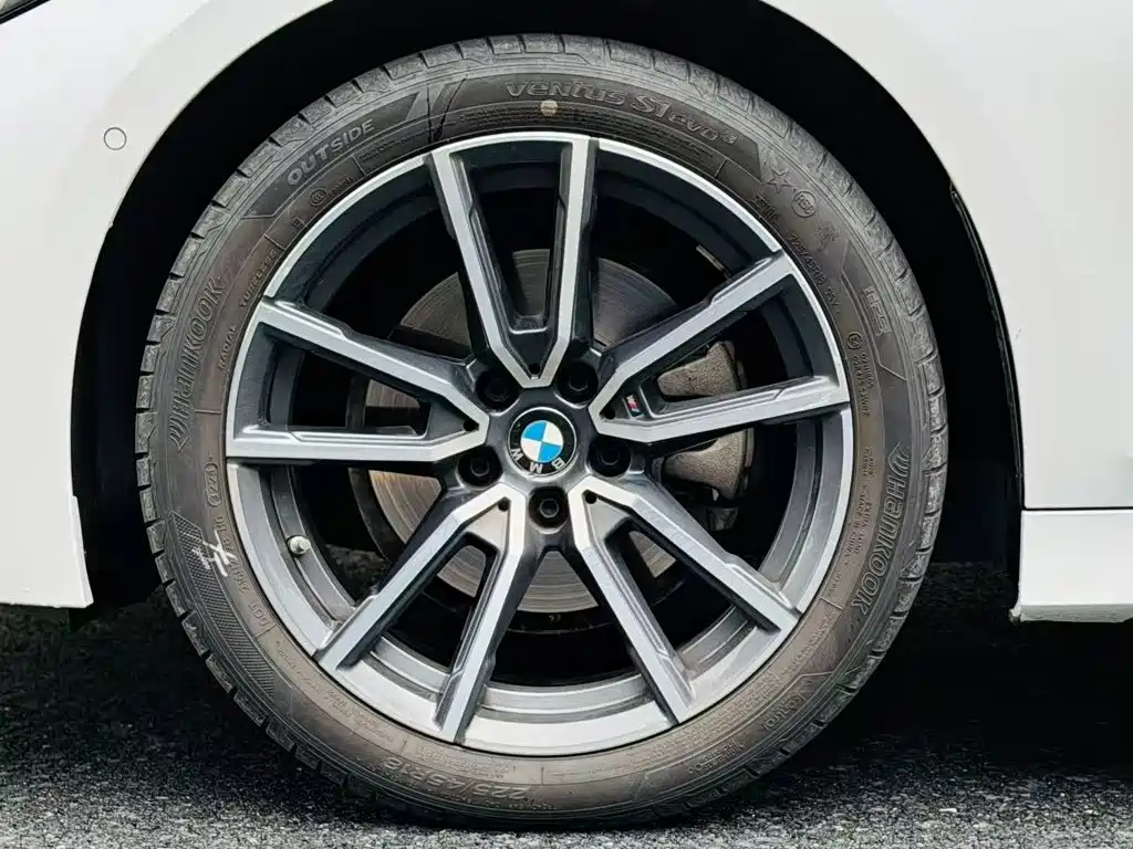 BMW 3 Series — миниатюра 7