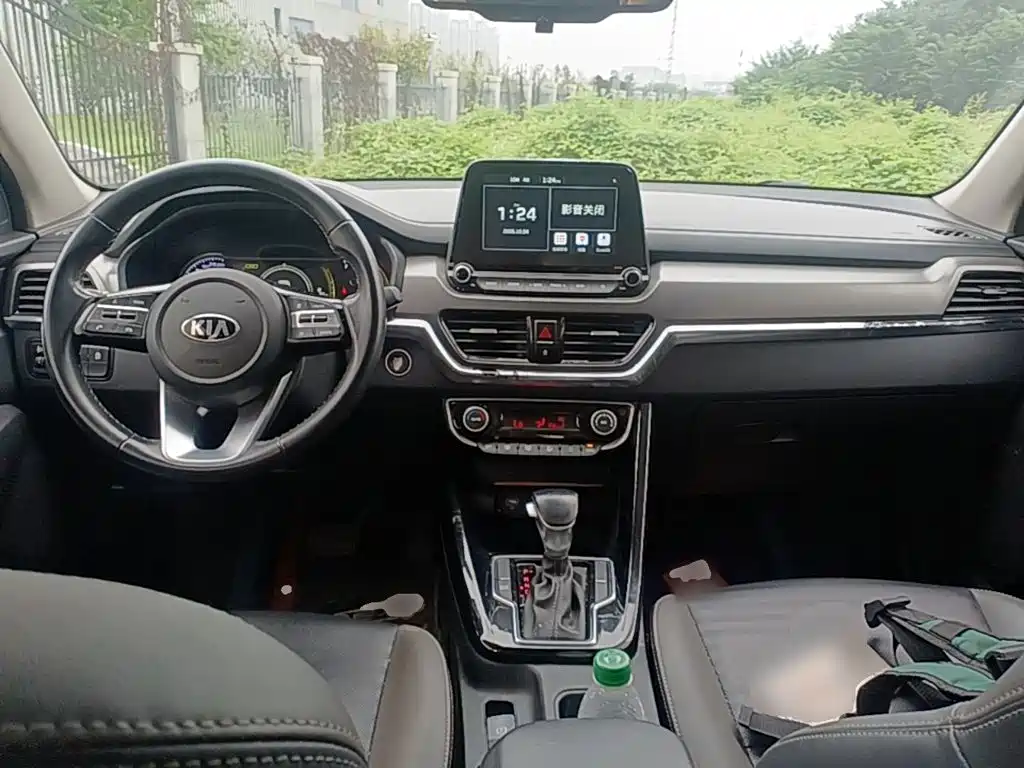 Kia Sportage — миниатюра 10