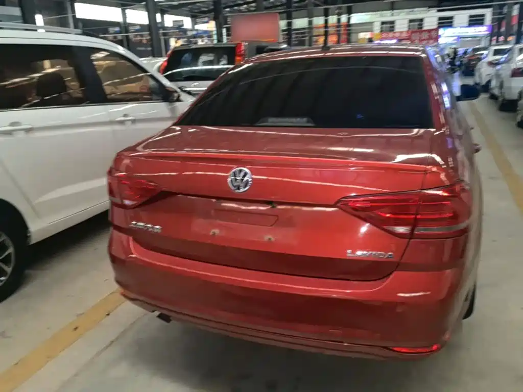 Volkswagen Lavida — миниатюра 6