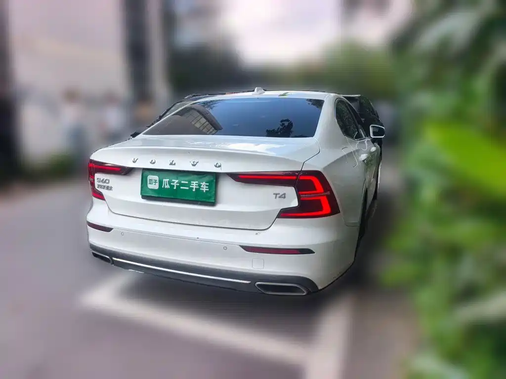 Volvo S60 — миниатюра 4