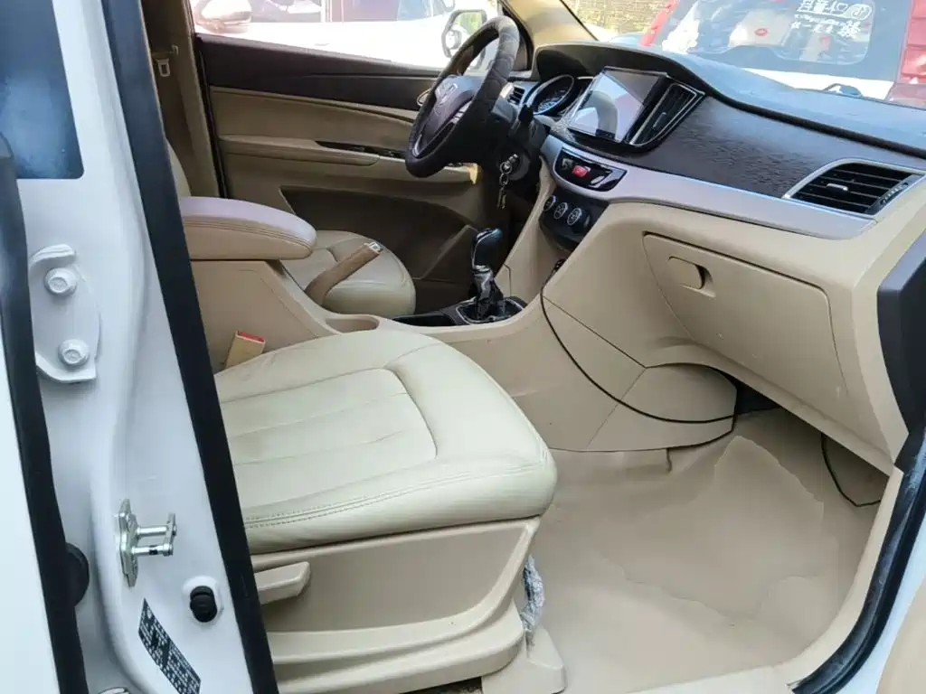 Baojun 730 — миниатюра 25