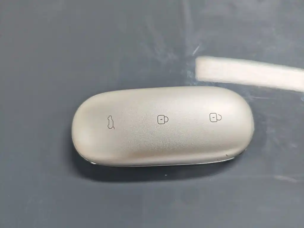Li Auto Li L8 — миниатюра 9