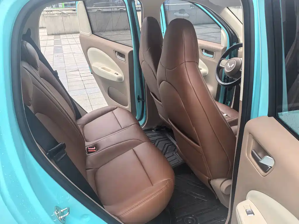Wuling MINIEV — миниатюра 10