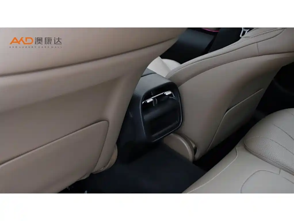 Mercedes-Benz E-Class (Import) — миниатюра 9