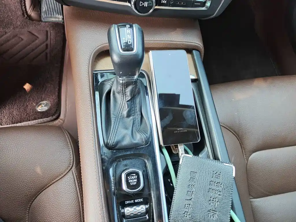 Volvo S90 — миниатюра 15