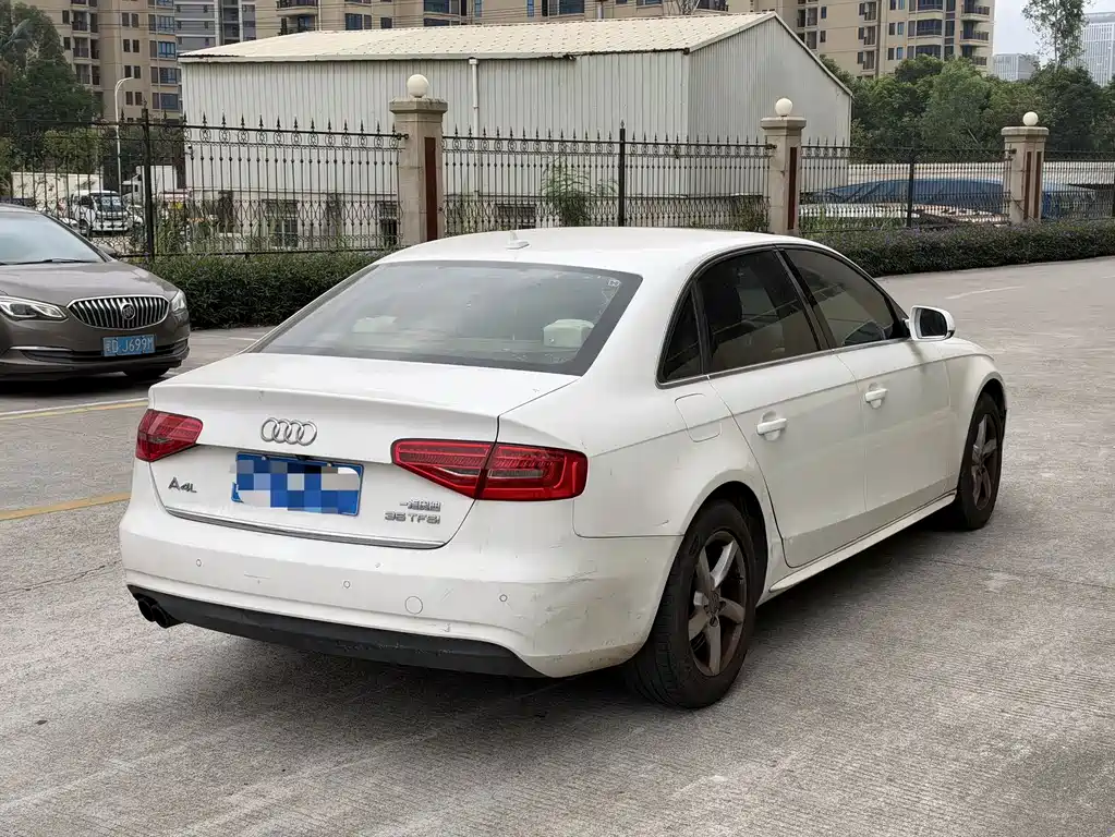 Audi A4L — миниатюра 4