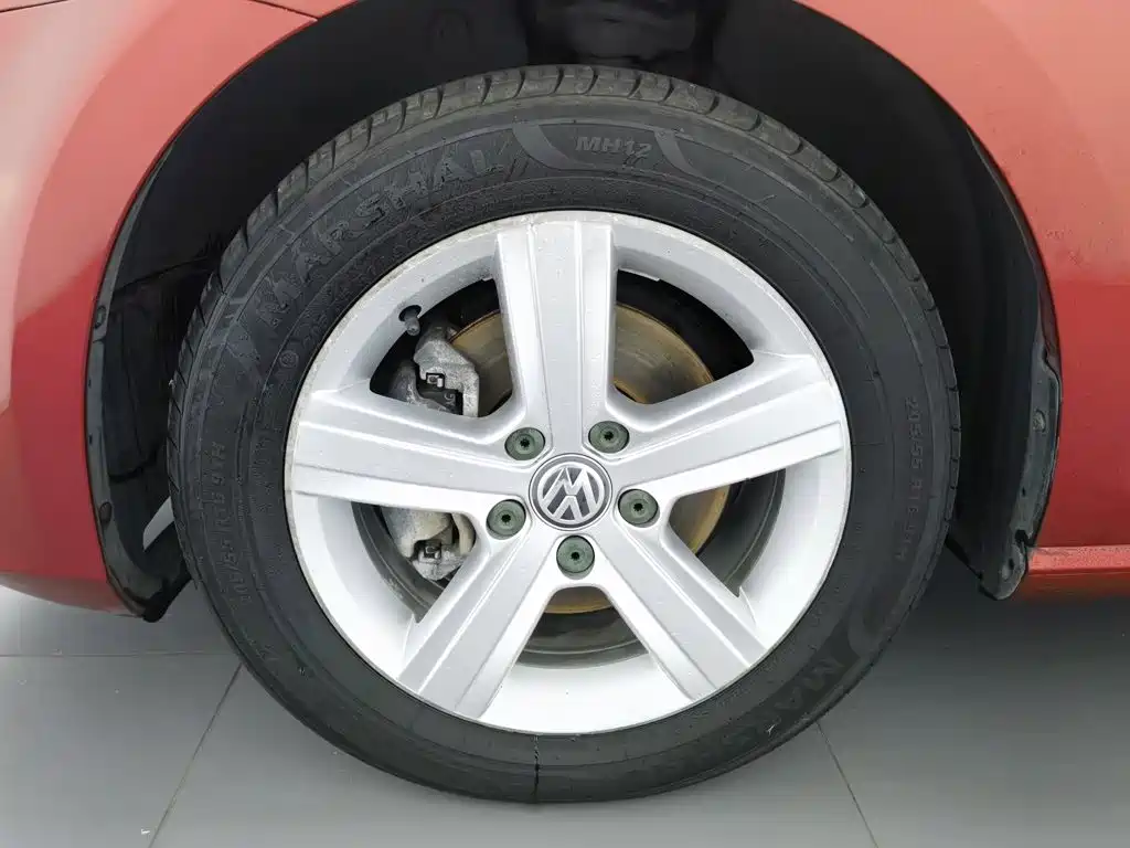 Volkswagen Golf — миниатюра 17