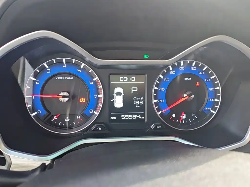 Geely Vision X3 — миниатюра 12