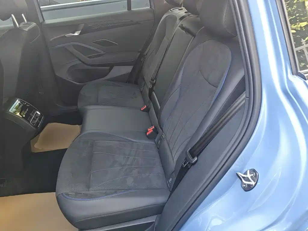 Volkswagen Tiguan L — миниатюра 17