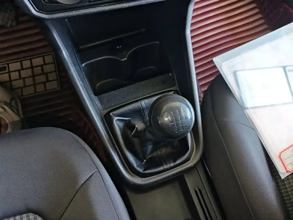 Volkswagen Santana — миниатюра 14