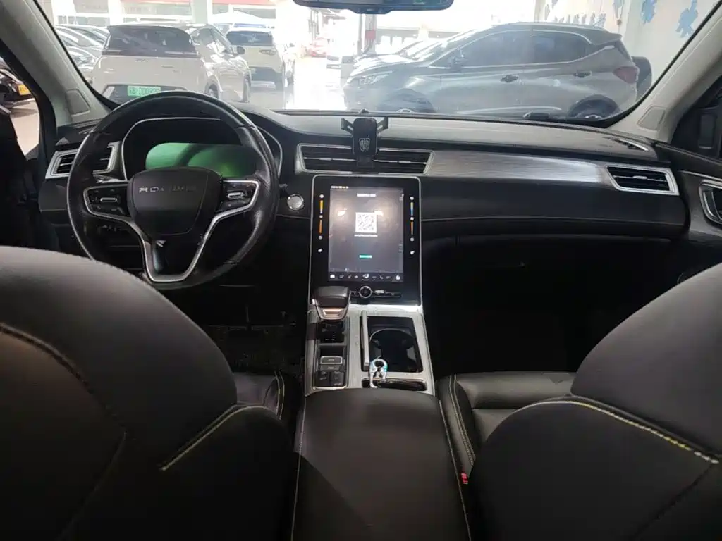 Roewe RX5 New Energy — миниатюра 10