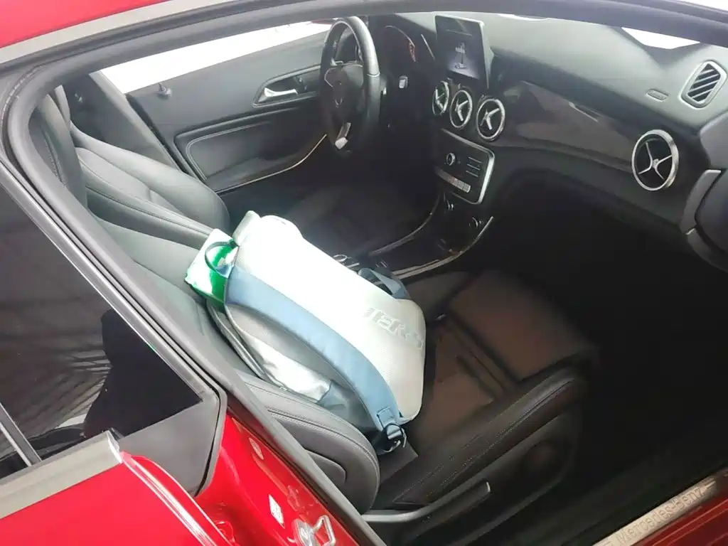 Mercedes-Benz CLA (Import) — миниатюра 25