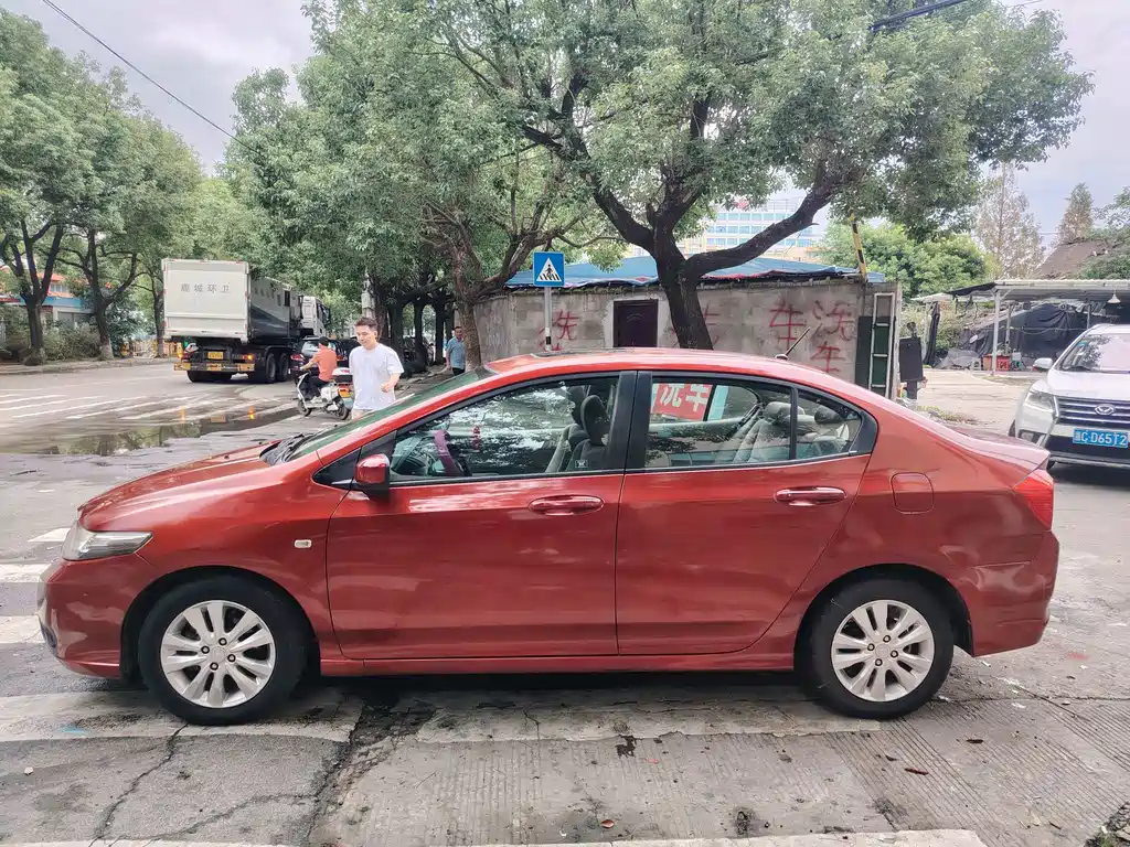 Honda City Classic — миниатюра 10