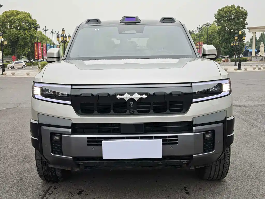 Fang Cheng Bao Leopard 8 — миниатюра 2
