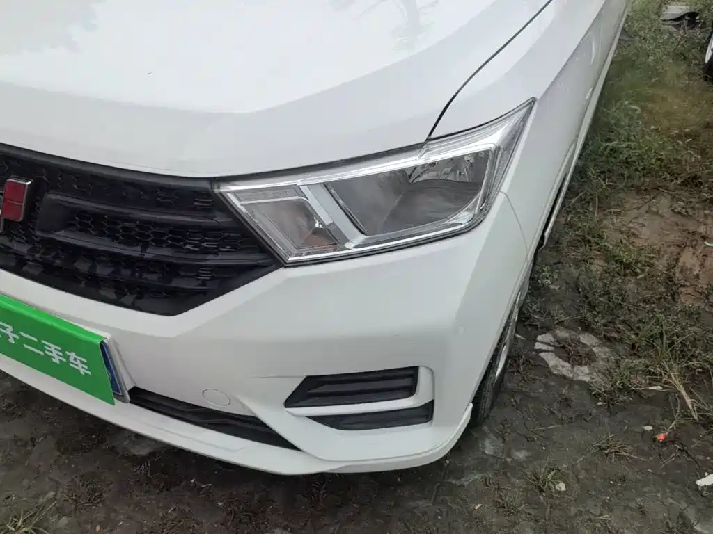 Wuling Hongguang — миниатюра 24