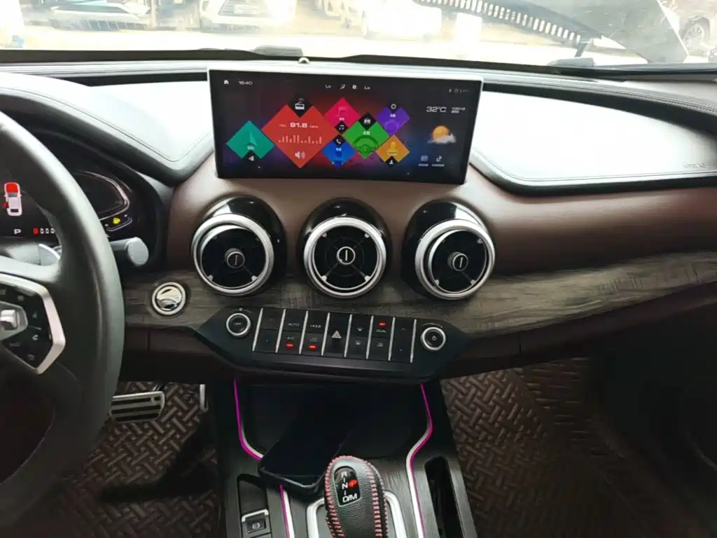Wey Wey VV7 GT — миниатюра 13
