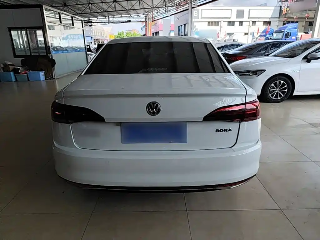 Volkswagen Bora — миниатюра 6