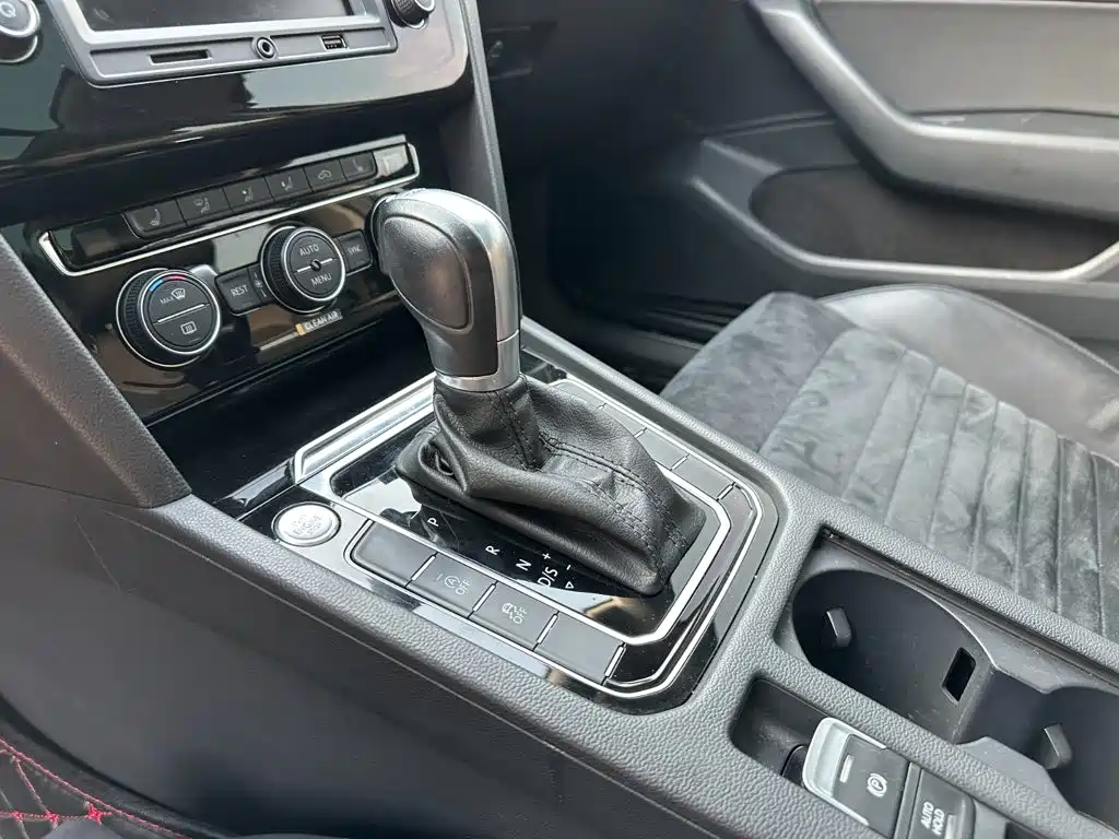Volkswagen Magotan — миниатюра 15
