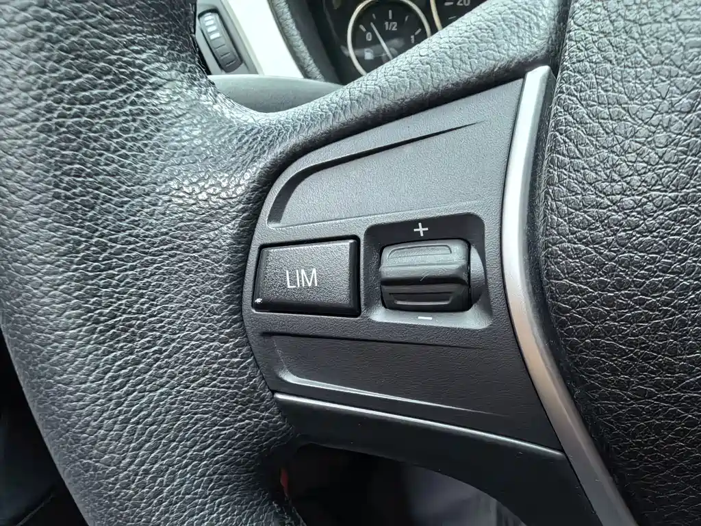 BMW 3 Series GT — миниатюра 17
