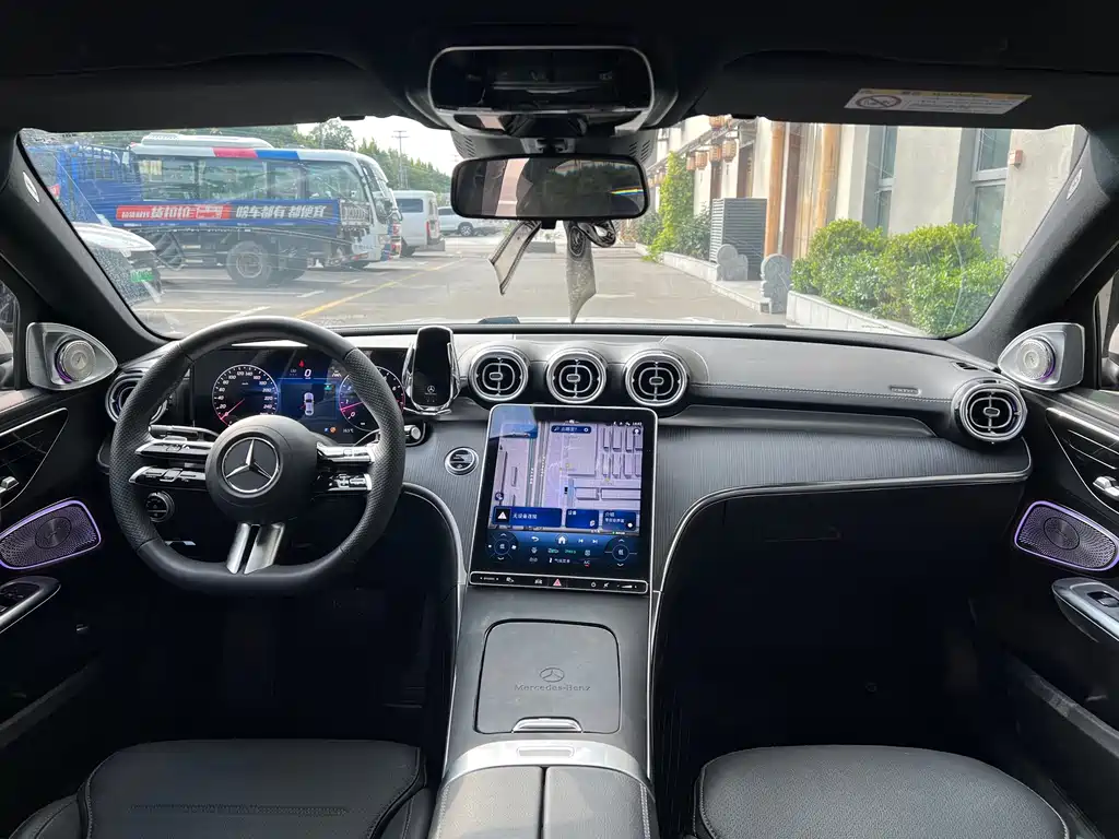 Mercedes-Benz C-Class — миниатюра 5