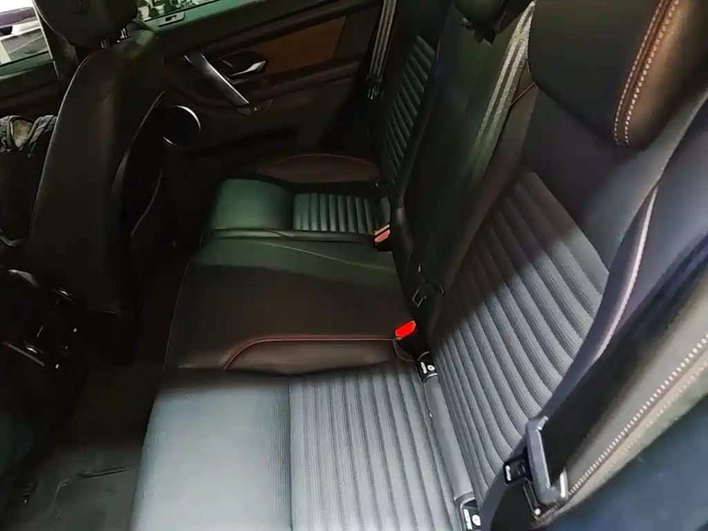 Land Rover Discovery Sport — миниатюра 17