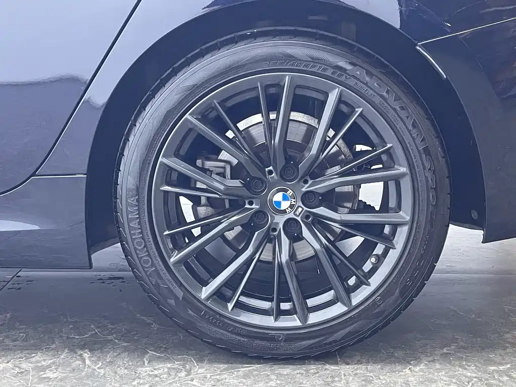 BMW 3 Series — миниатюра 10
