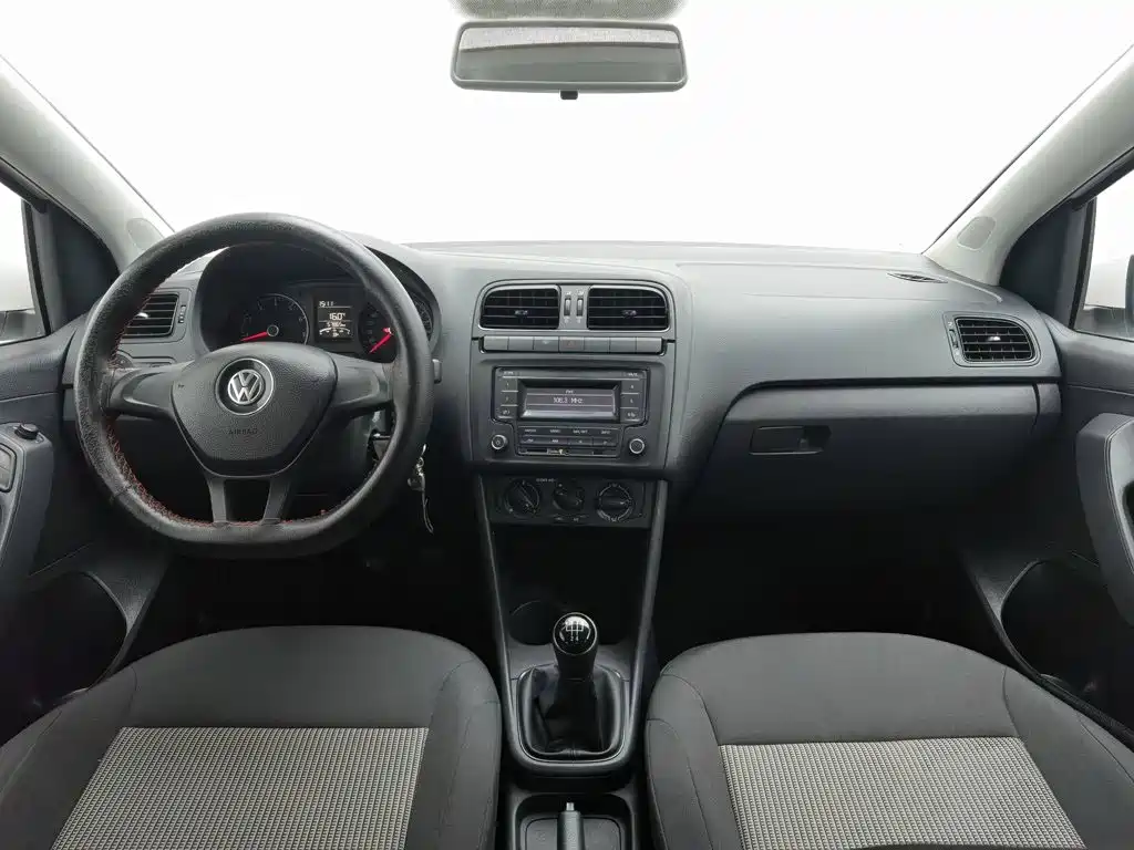 Volkswagen Polo — миниатюра 5