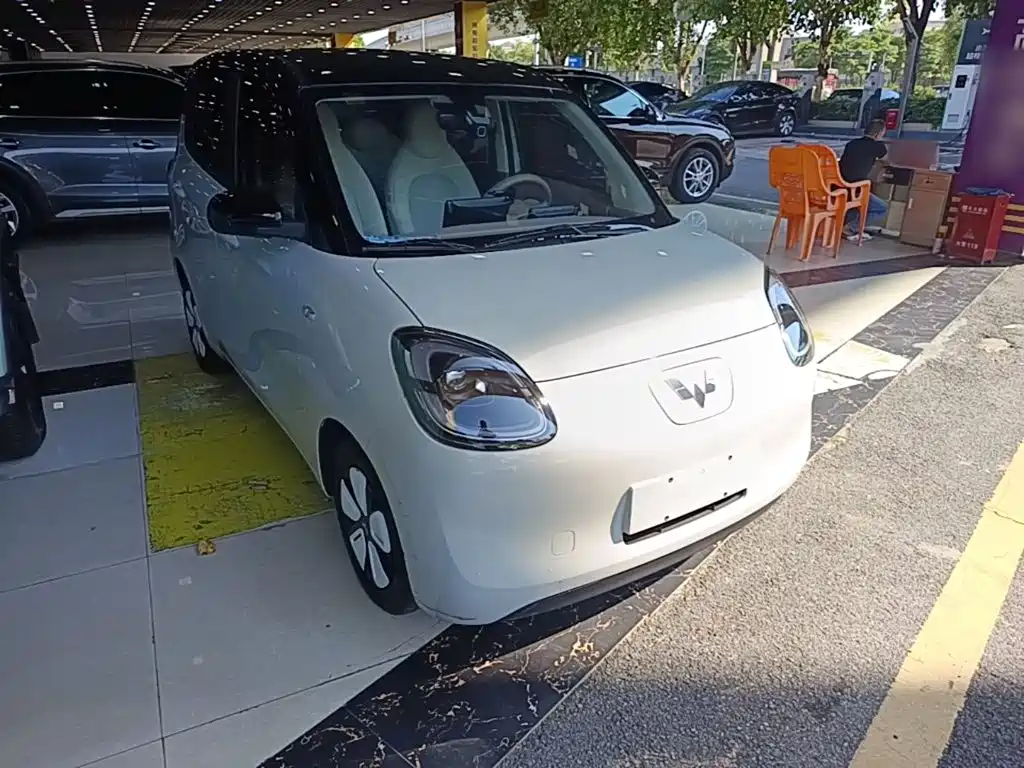 Wuling MINIEV — миниатюра 4