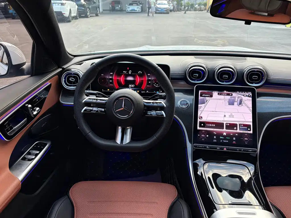 Mercedes-Benz C-Class — миниатюра 6