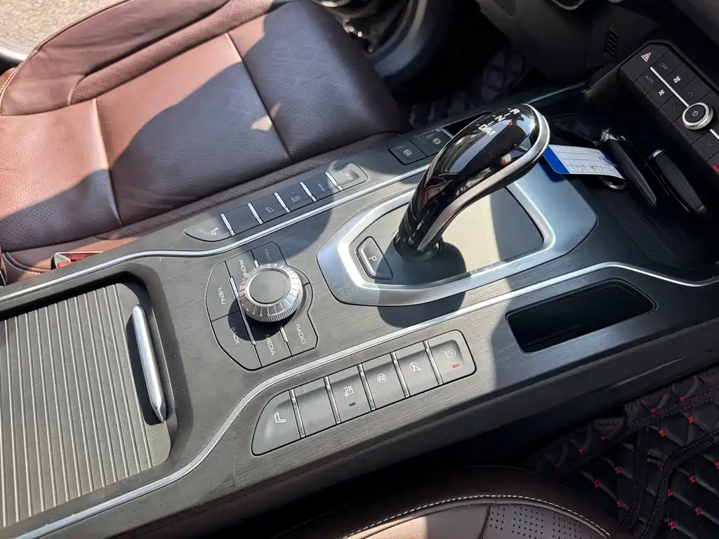 Wey Wey VV6 — миниатюра 22