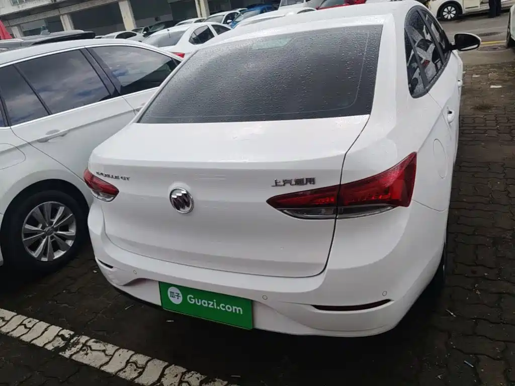 Buick Excelle — миниатюра 6