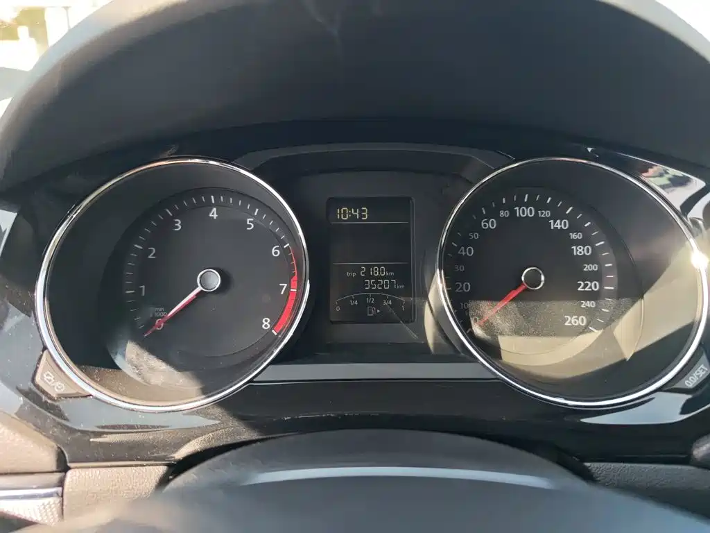 Volkswagen Sagitar — миниатюра 11